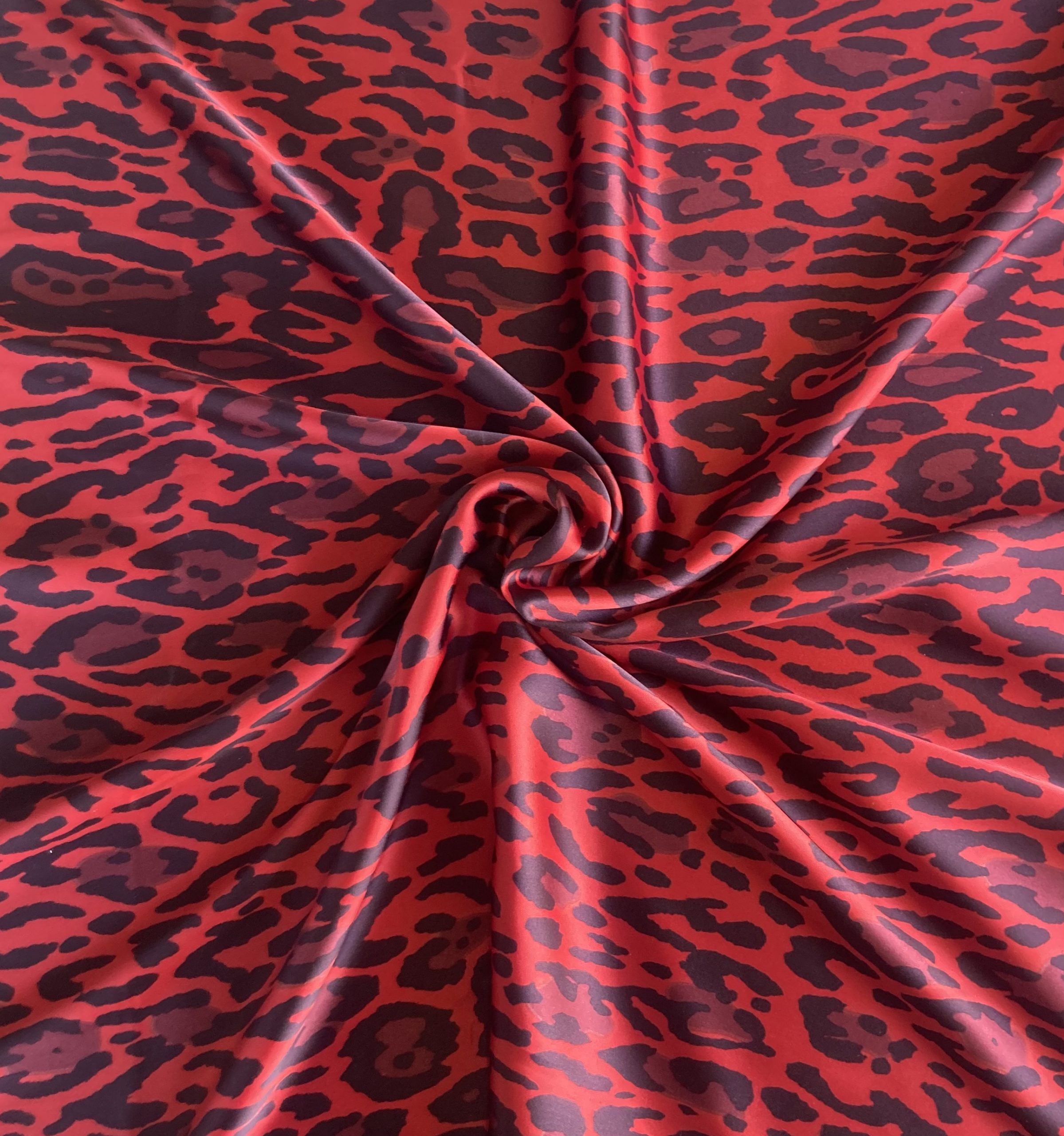 Satin - Red Leopard