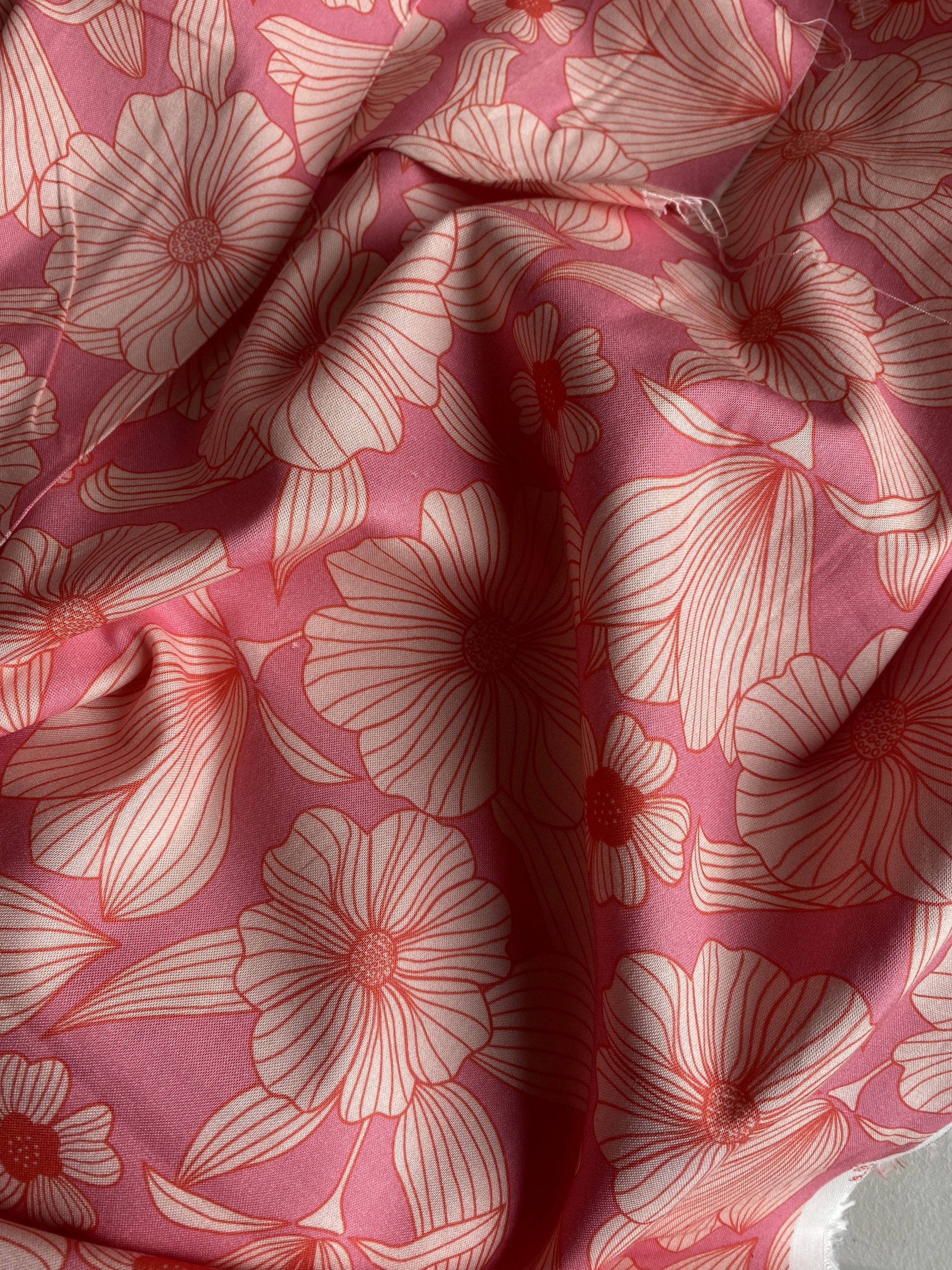 The Crafty Pie Line Flower - Pink/Orange Cotton/Viscose Mix - Image 3