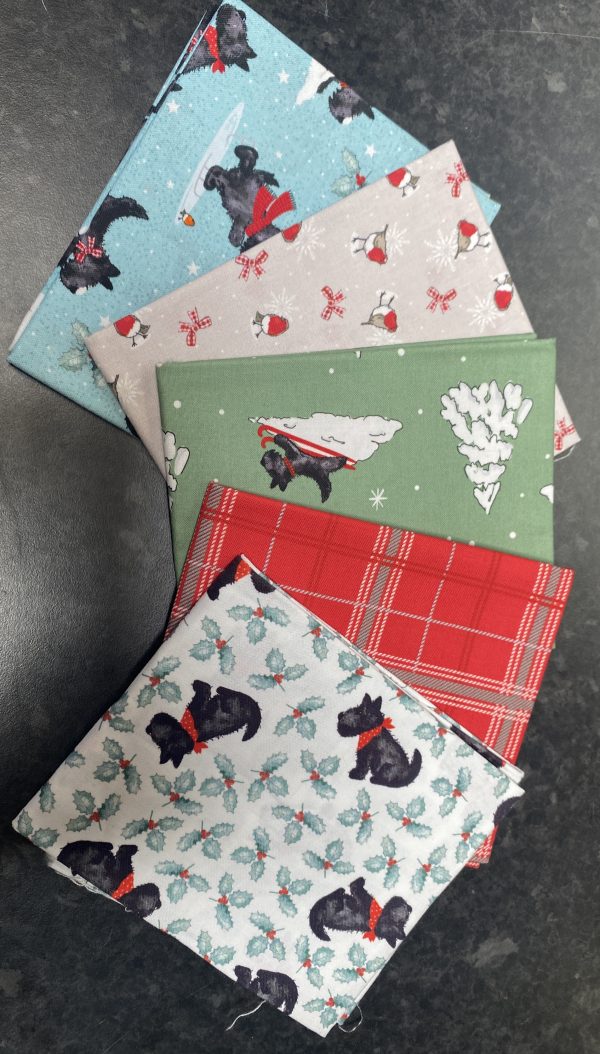Frosty Paws - Susan Wheeler - Fat Quarter Pack