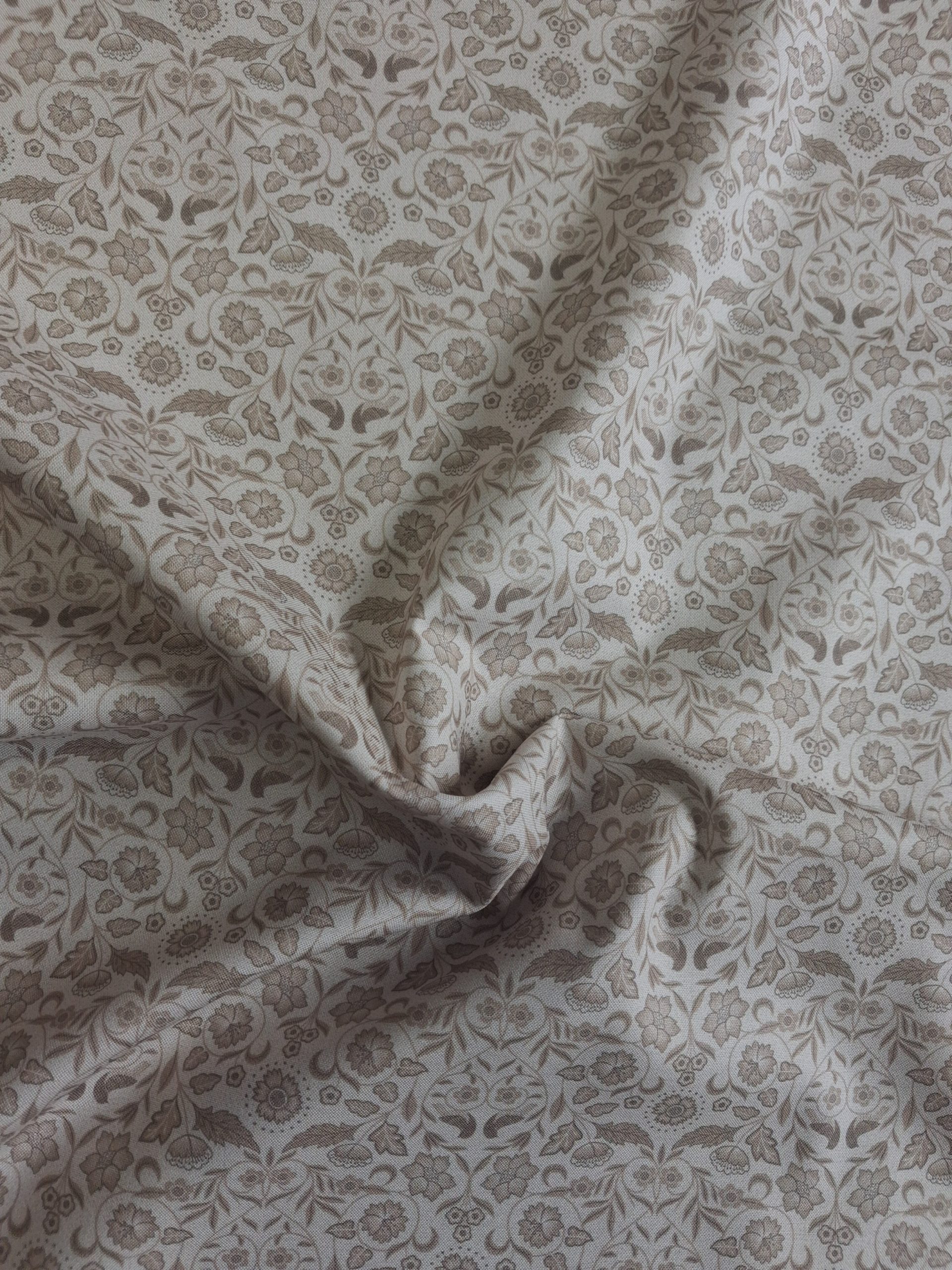 Isabella - Small Cream - Irene and Lewis - Image 2
