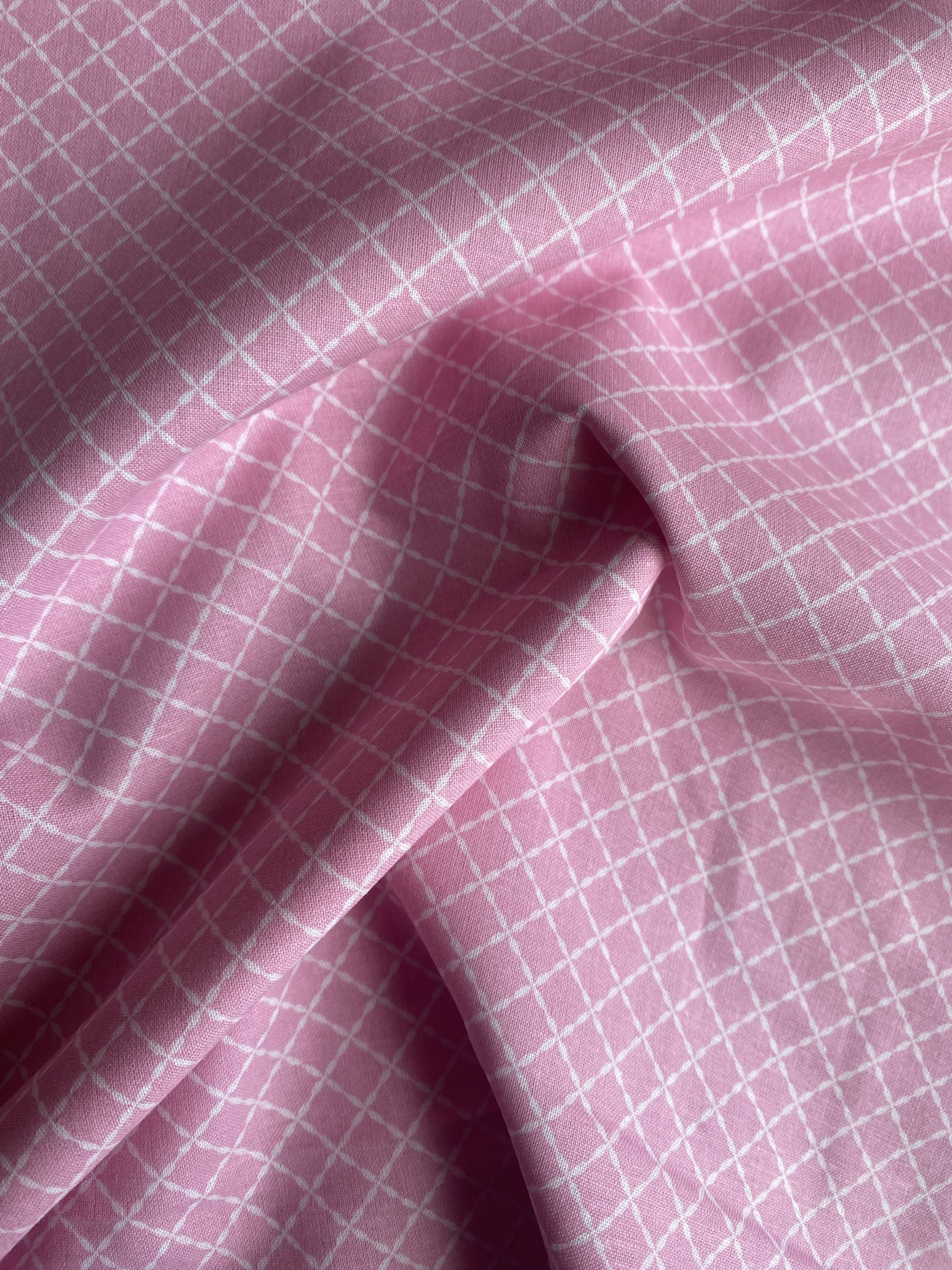 100% Cotton - Dotted Diamonds Blush - Image 3